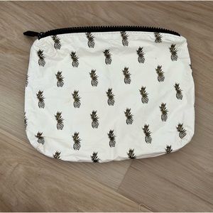 ALOHA Collection pouch